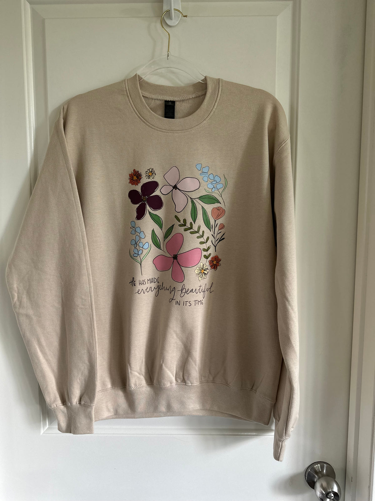 He makes everything beautiful in its time | crewneck