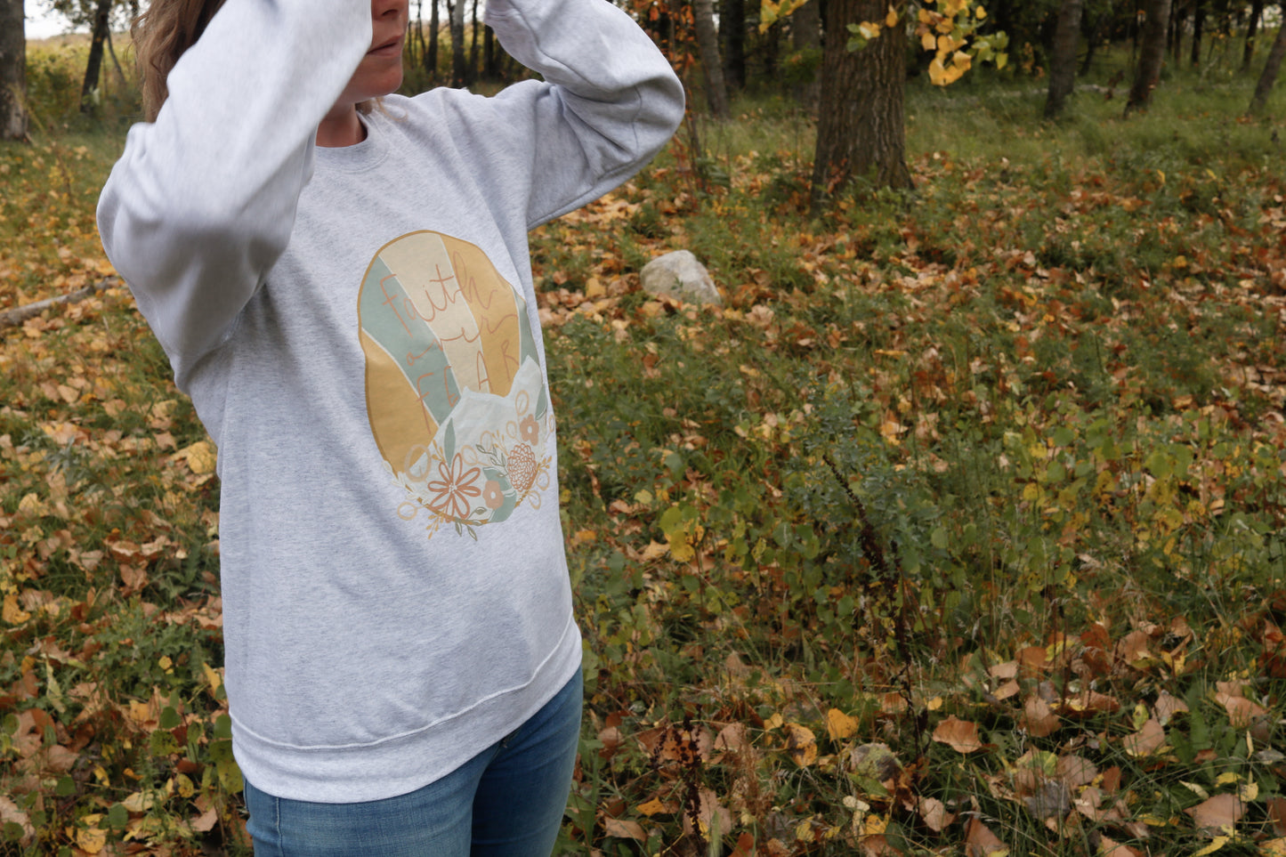 Crewneck sweatshirt | Faith Over fear