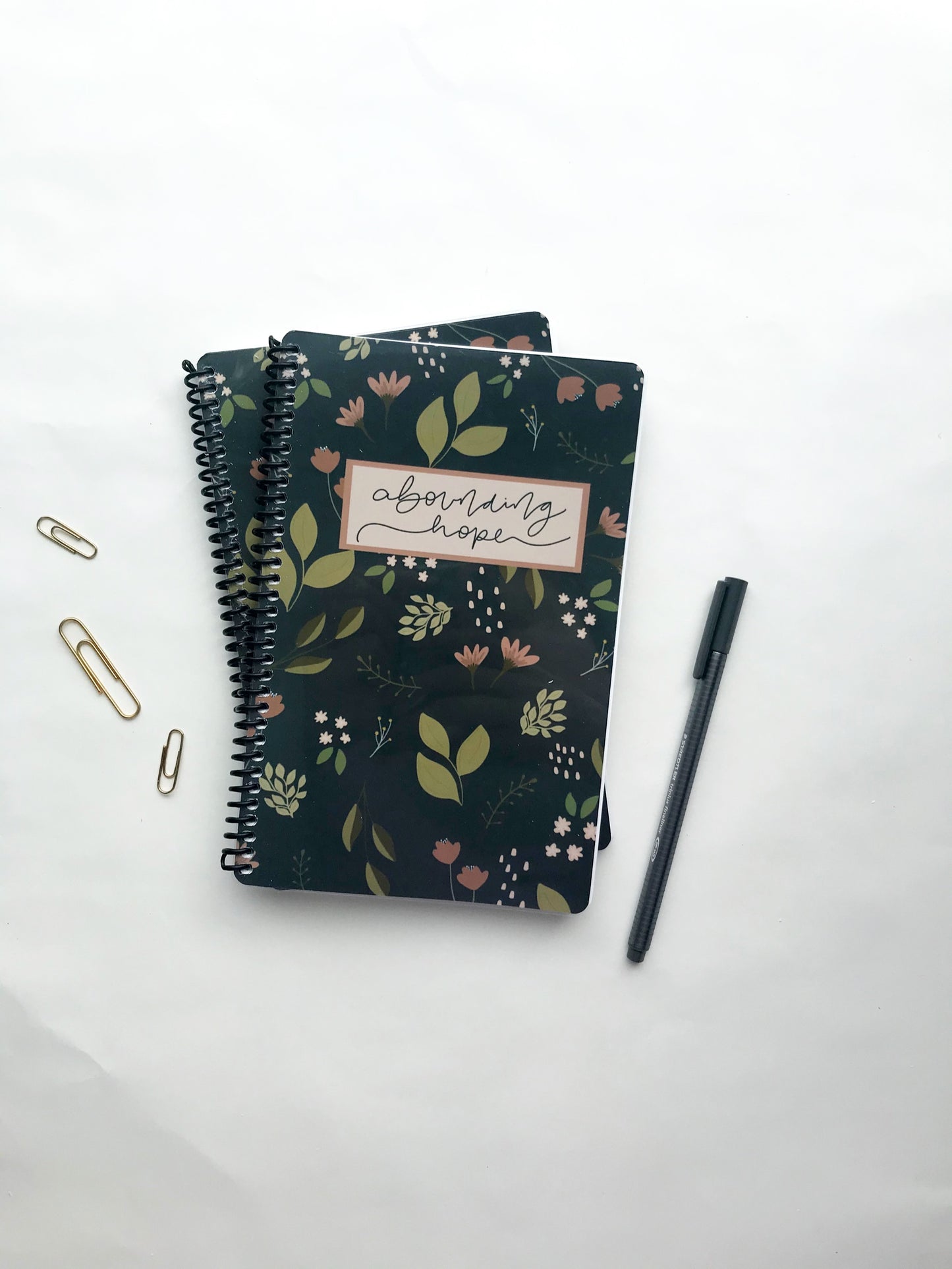 Undated Weekly Planner | Abounding Hope