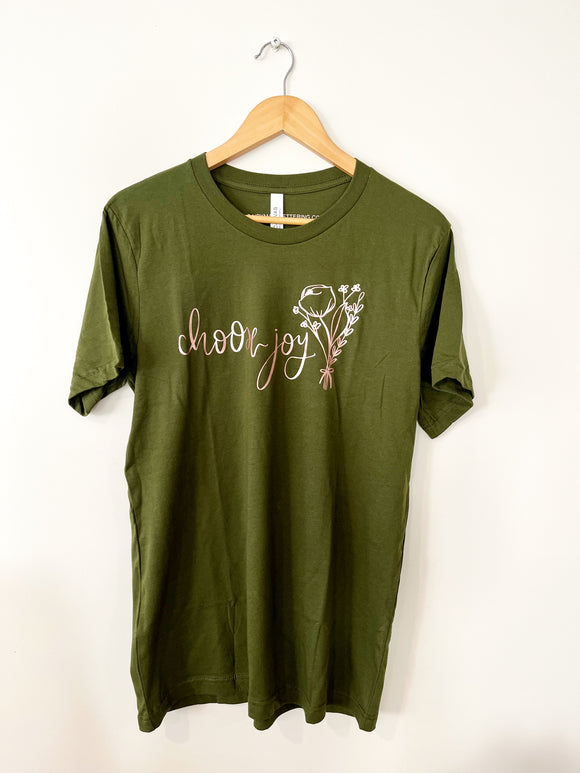 T Shirt | Choose Joy . size medium